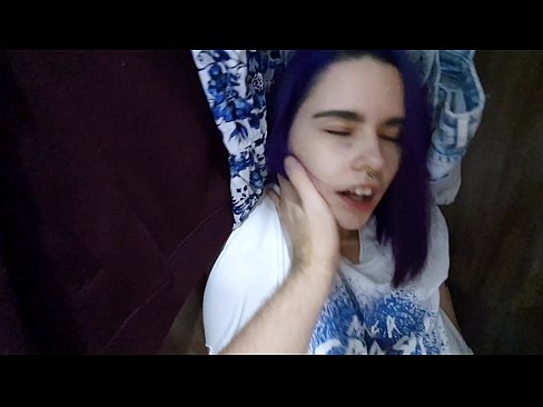 ❤️ Nire ahizpa armairuan aurkitu eta lagundu zion esperma ️ Etxeko pornoa pornoan eu.pornpictureshq.ru ️❤